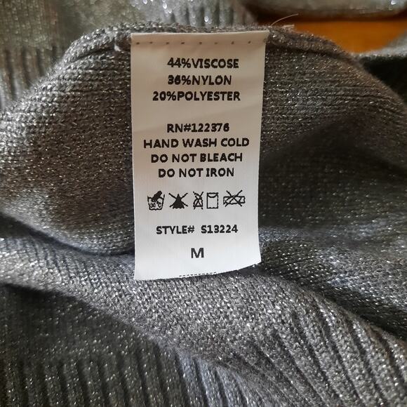 Blue Lemon Womens Silver Bishop Sleeve Keyhole Tie Back Sweater Size M NWT - Picture 4 of 5